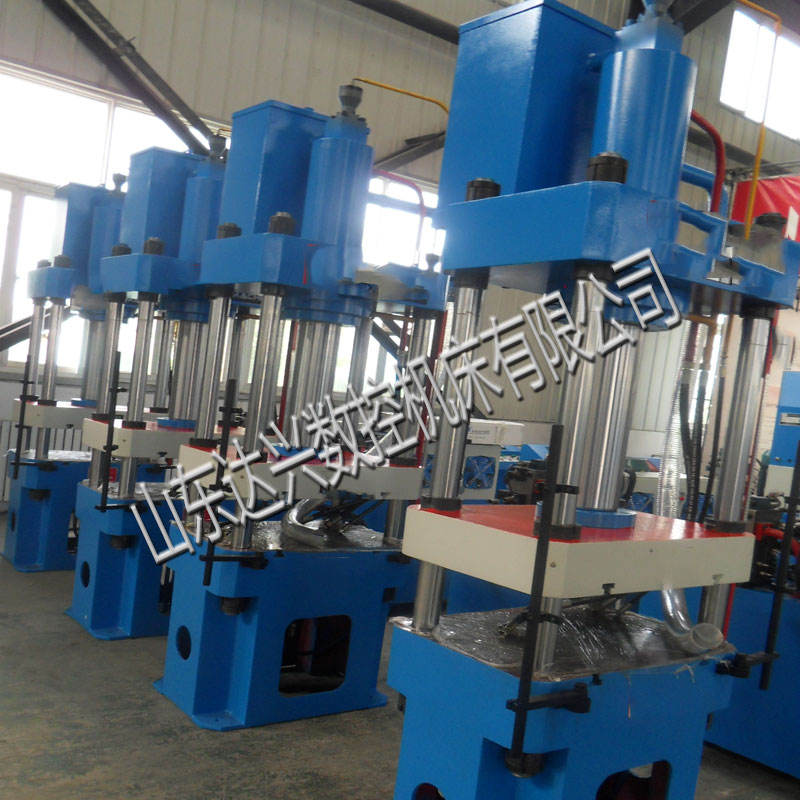 廣東廣州客戶定制8臺60噸四柱三粱成型液壓機