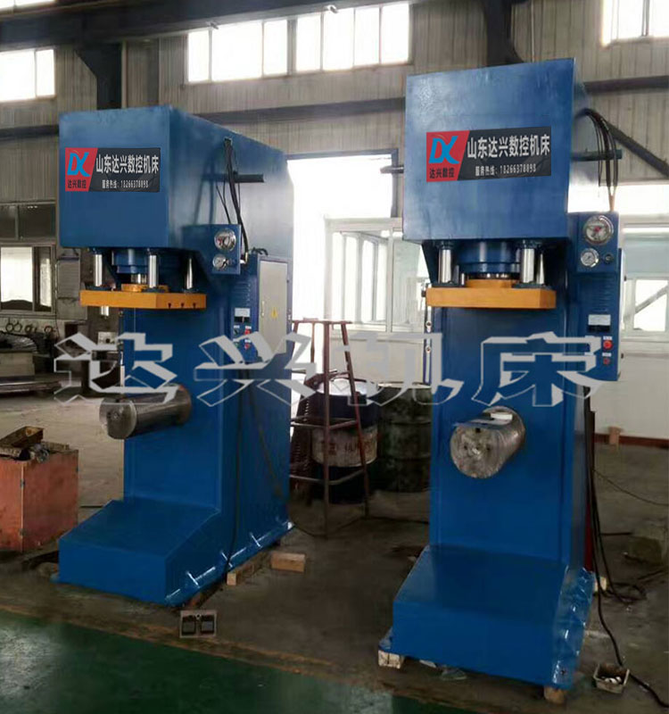 特制圓形工作臺單臂液壓機