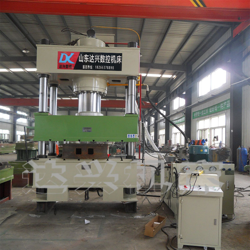 400噸不銹鋼水箱板成型四柱液壓機